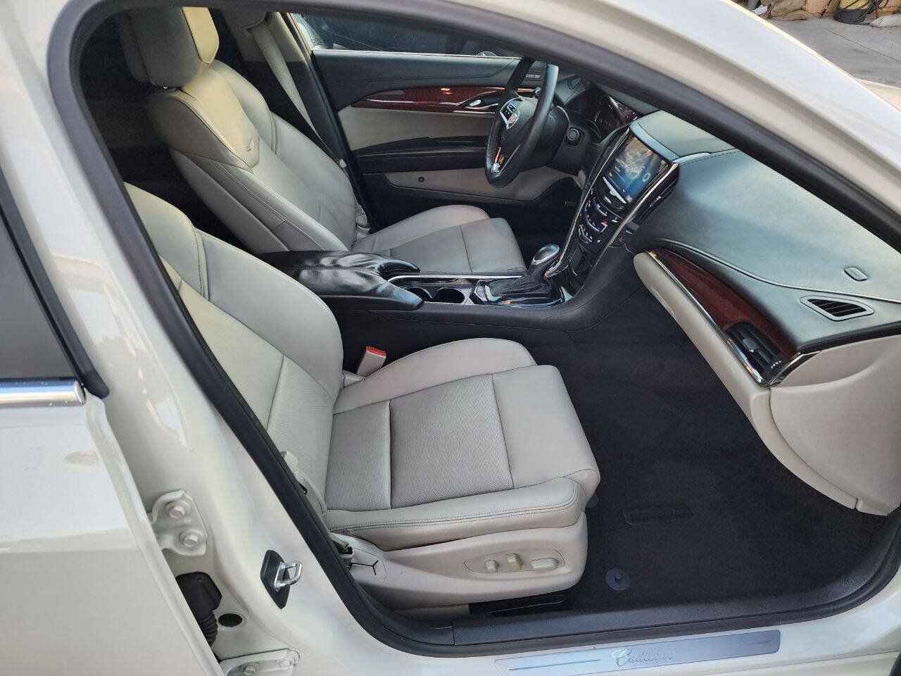 Used 2013 Cadillac ATS Luxury w/ Cold Weather Package RWD image 18