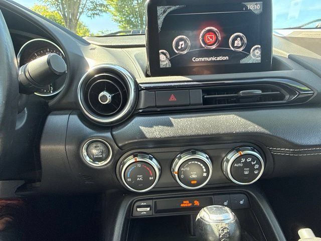 Used 2020 MAZDA MX-5 Miata RF Grand Touring RWD image 26