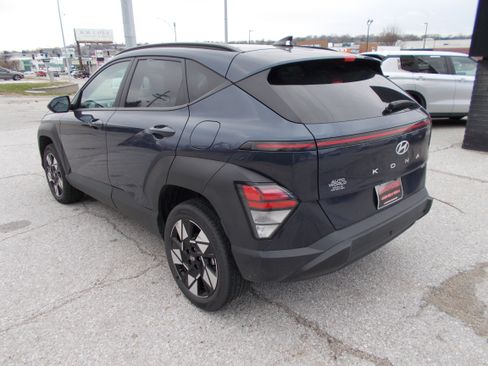 Used 2024 Hyundai Kona SEL image 7