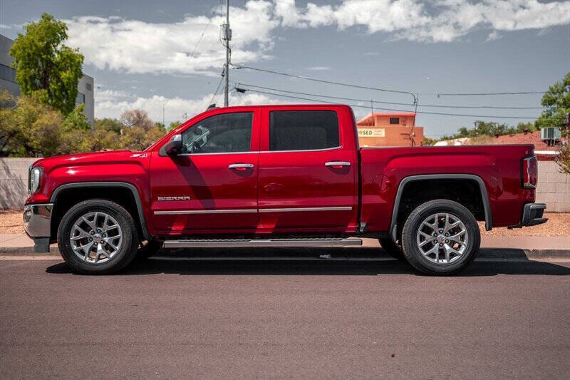 Used 2018 GMC Sierra 1500 SLT AWD/4WD image 2