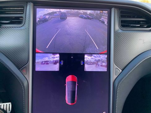 Used 2020 Tesla Model X Performance image 26