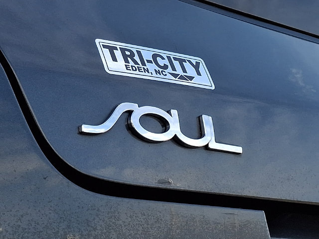 Used 2021 Kia Soul LX FWD image 30
