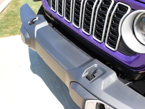 New 2026 Jeep Wrangler Unlimited Sahara AWD/4WD image 11