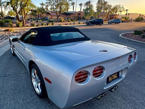 Used 1999 Chevrolet Corvette image 9