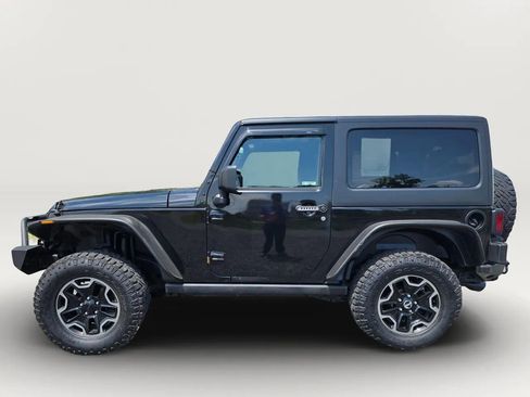 Used 2017 Jeep Wrangler Rubicon w/ Power Convenience Group AWD/4WD image 3