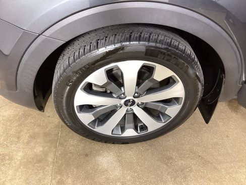 Used 2022 Kia Telluride EX w/ EX Premium Package AWD/4WD image 26
