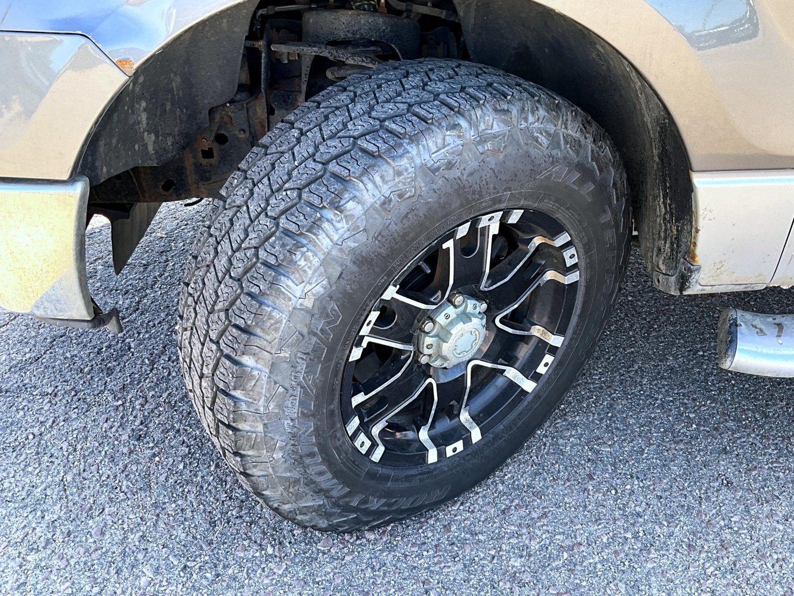 Used 2010 Ford F150 4x4 SuperCrew image 24