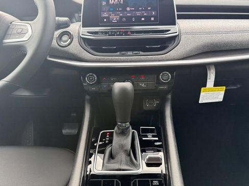 New 2026 Jeep Compass Latitude image 11