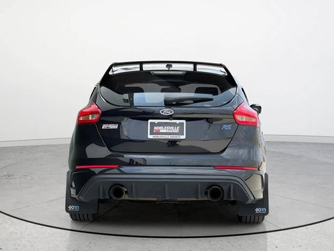 Used 2017 Ford Focus RS AWD/4WD image 5