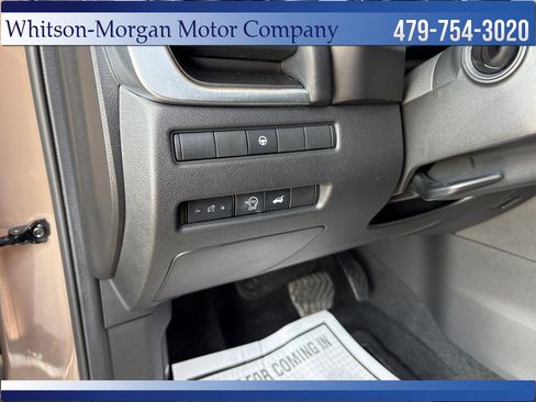 Used 2024 Nissan Rogue SV FWD image 14