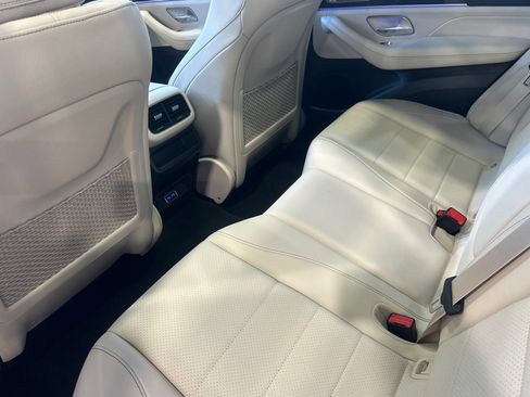 New 2026 Mercedes-Benz GLE 450 4MATIC image 12