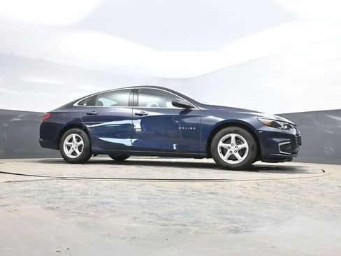 Used 2018 Chevrolet Malibu LS image 51