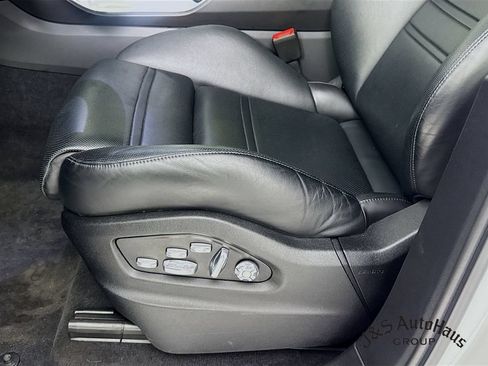 Used 2021 Porsche Cayenne Turbo AWD/4WD image 26