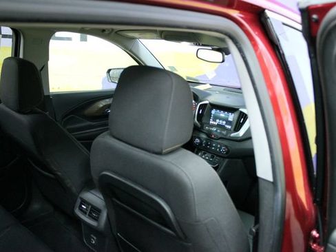 Used 2019 GMC Terrain SLE FWD image 12