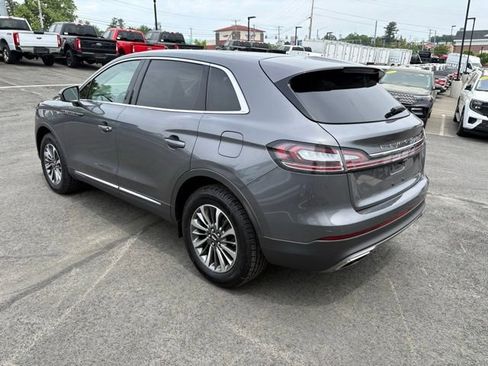 Used 2023 Lincoln Nautilus Reserve w/ Luxury Package AWD/4WD image 5
