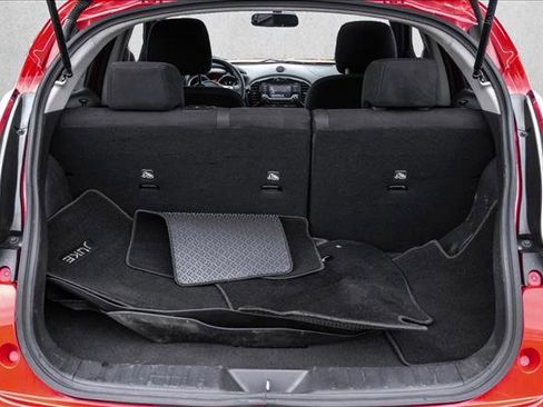 Used 2016 Nissan Juke SV image 22