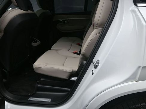 Certified 2026 Volvo XC90 B6 Plus w/ Protection Package Premier AWD/4WD image 21
