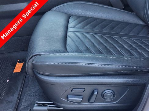 New 2025 Kia Sorento SX Prestige image 19