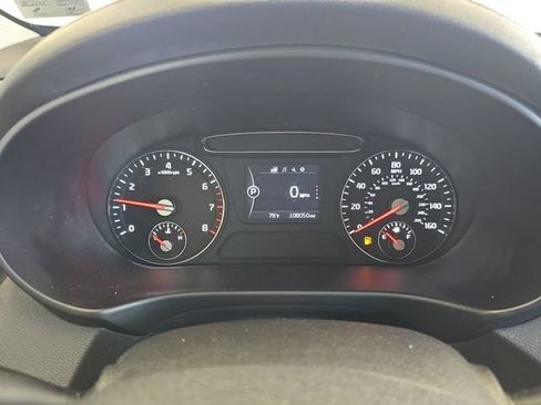 Used 2017 Kia Sorento FWD image 17