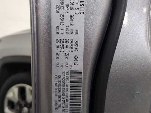 Used 2018 Jeep Compass Limited w/ Navigation Group image 30