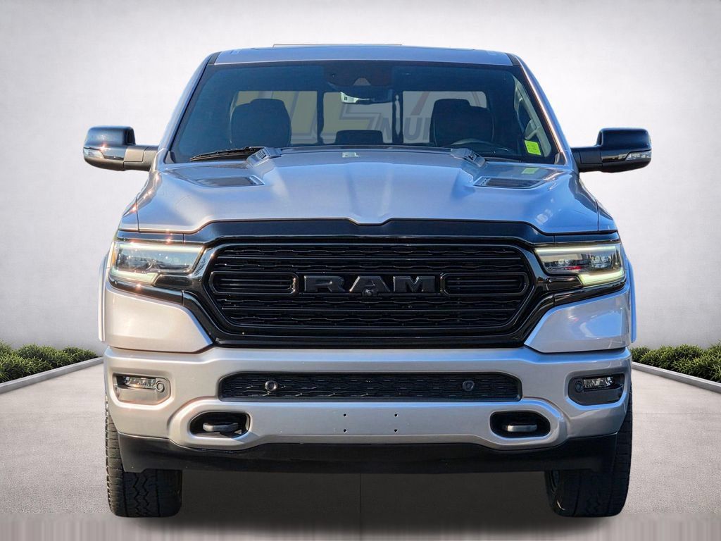 Used 2024 RAM 1500 Limited AWD/4WD image 3