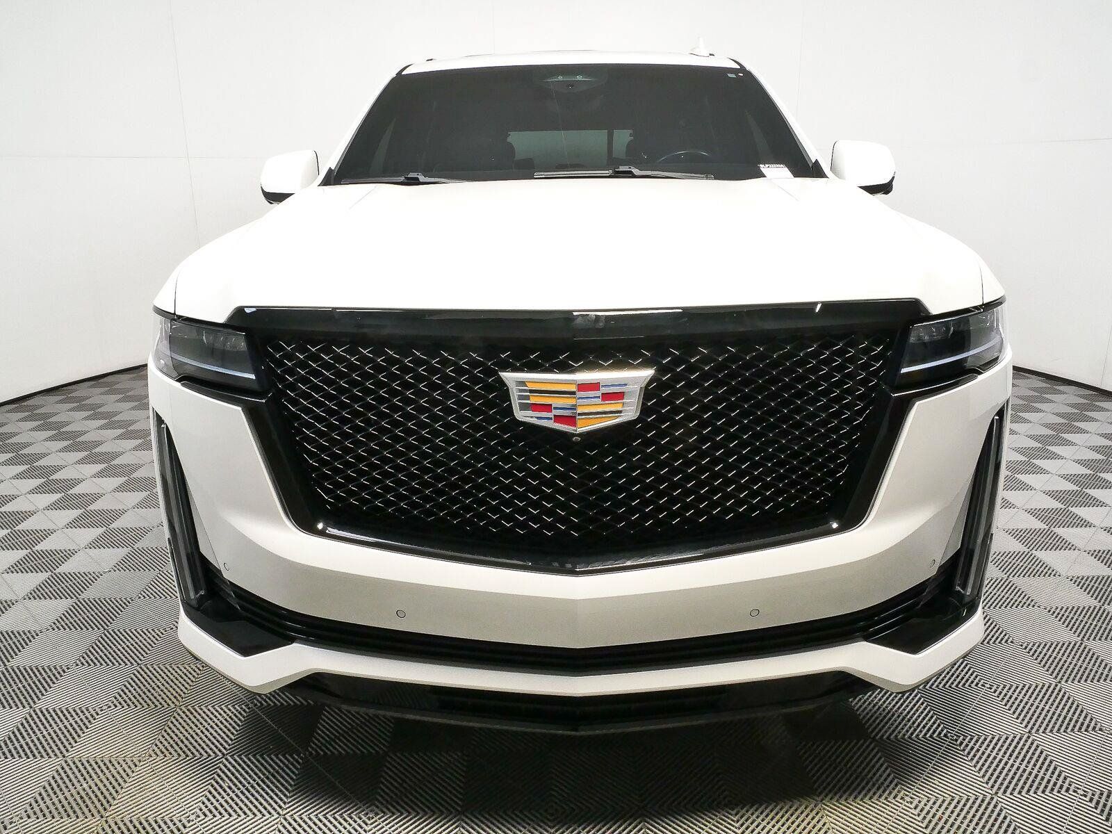 Used 2023 Cadillac Escalade Sport w/ Touring Package AWD/4WD image 38