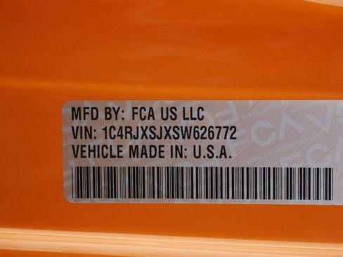 New 2025 Jeep Wrangler Unlimited Rubicon 392 image 31