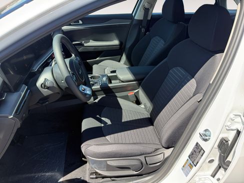 New 2026 Kia K5 LXS image 10