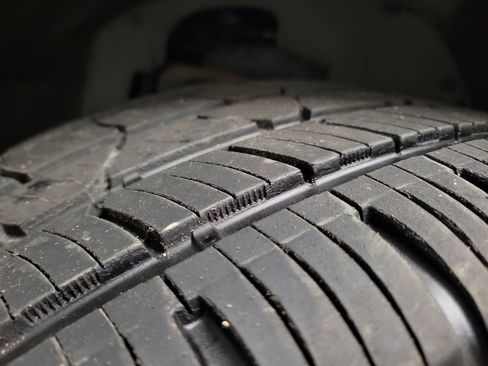 Used 2016 Ford F150 Limited w/ Trailer Tow Package image 12