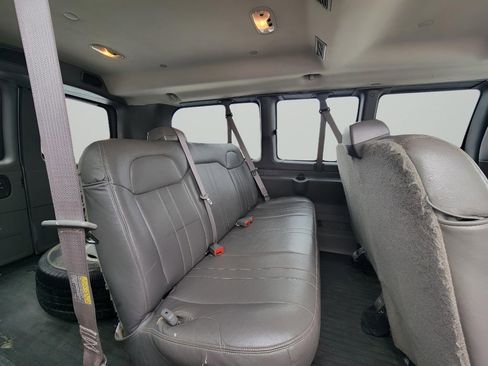 Used 2015 Chevrolet Express 2500 LS image 27