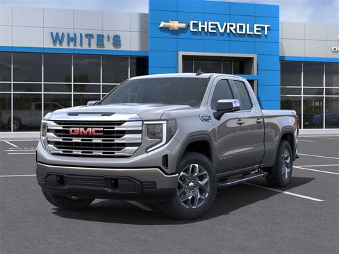 New 2025 GMC Sierra 1500 SLE image 32