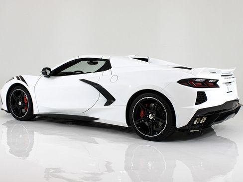 Used 2022 Chevrolet Corvette Stingray Premium Conv w/ Z51 Performance Package RWD image 7