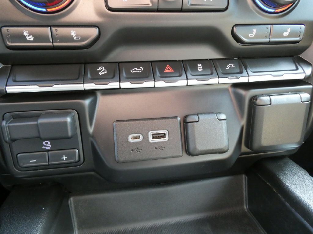 Certified 2021 Chevrolet Silverado 1500 LT Trail Boss w/ Convenience Package II AWD/4WD image 27