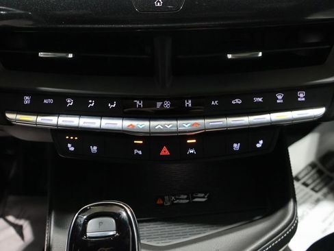 Used 2024 Cadillac CT4 Premium Luxury image 36