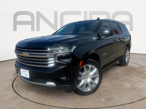 Used 2021 Chevrolet Tahoe High Country w/ Premium Package RWD image 4
