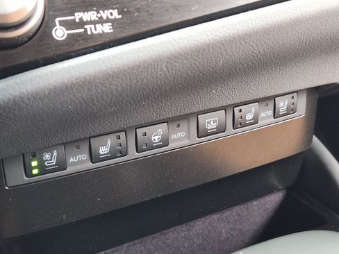 Used 2024 Lexus ES 300h Ultra Luxury w/ Accessory Package (Z2) FWD image 25