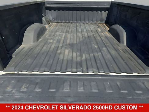 Used 2024 Chevrolet Silverado 2500 Custom w/ Custom Value Package AWD/4WD image 32