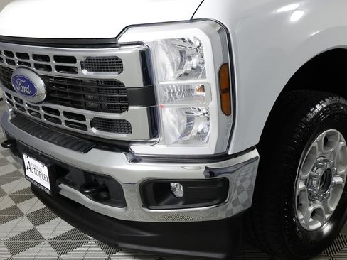 Used 2025 Ford F250 XLT w/ FX4 Off-Road Package AWD/4WD image 35
