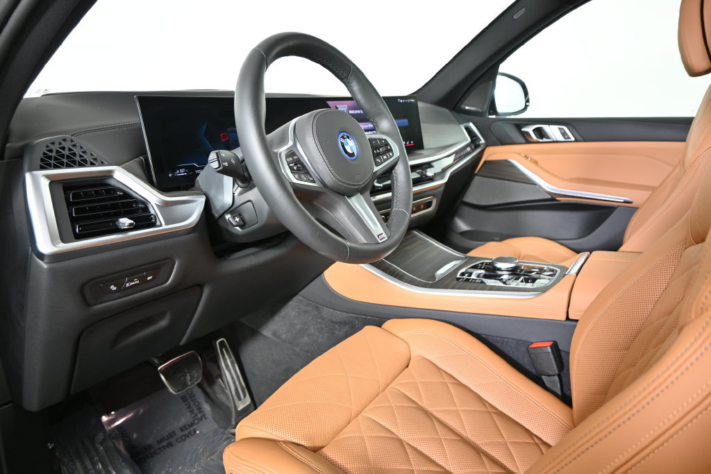 Used 2026 BMW X5 xDrive50e w/ M Sport Package AWD/4WD image 23
