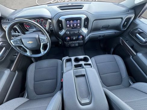 Used 2021 Chevrolet Silverado 1500 LT AWD/4WD image 20