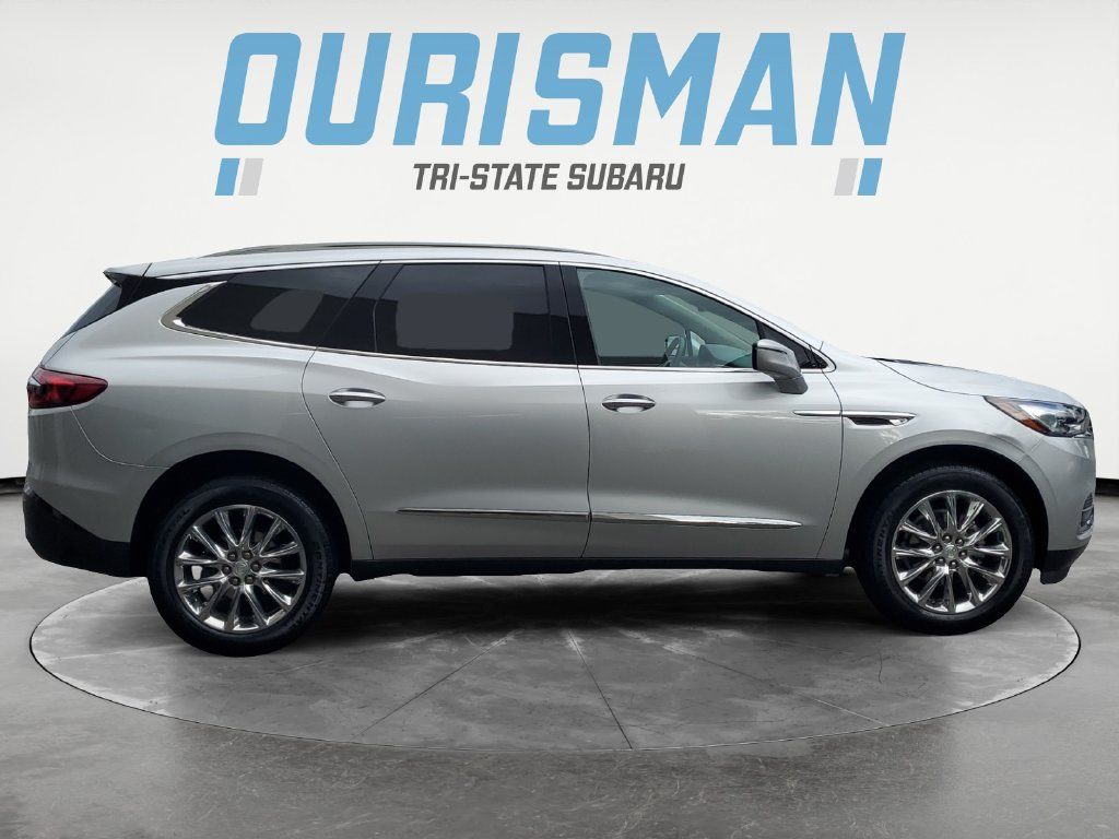 Used 2021 Buick Enclave Premium w/ Sun and Sites Package FWD image 7