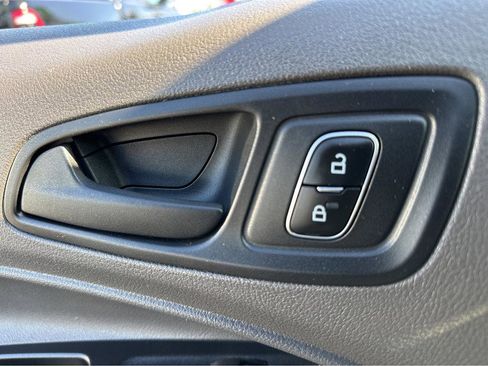 Used 2020 Ford Transit Connect XL image 32