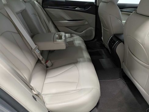 Used 2017 Buick LaCrosse Preferred image 37