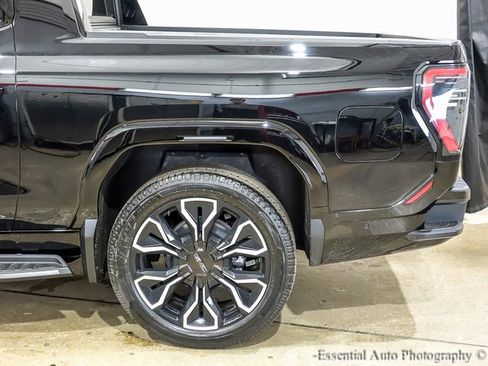 New 2025 GMC Sierra EV Denali image 8