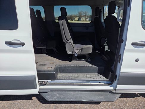 Certified 2017 Ford Transit 350 XLT image 18