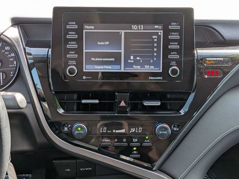 Used 2023 Toyota Camry SE image 23