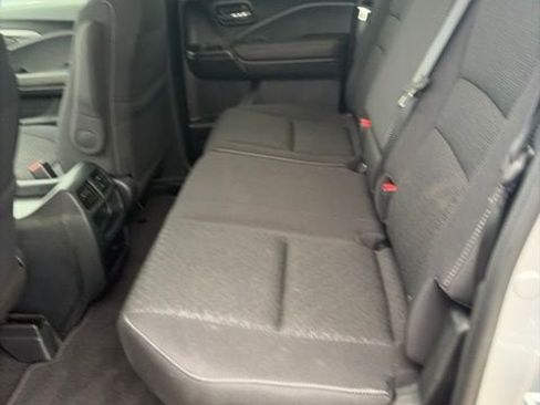 Used 2023 Honda Ridgeline Sport image 10