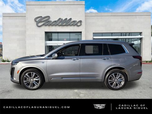 Certified 2025 Cadillac XT6 Premium Luxury image 6