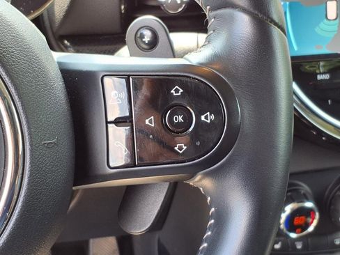 Used 2022 MINI Cooper Clubman S image 17
