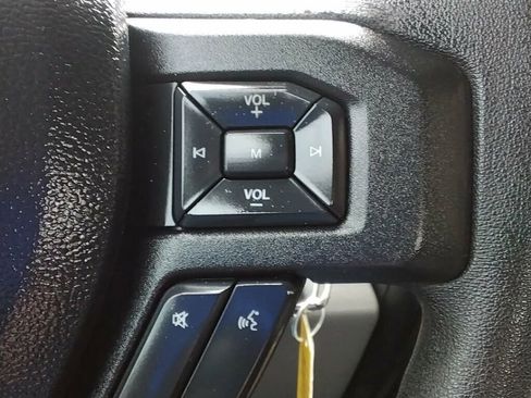 Used 2018 Ford F150 XL w/ Equipment Group 101A Mid image 15